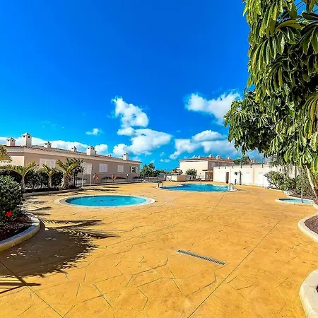 Playa De La Arena 1 Bedroom Lägenhet *